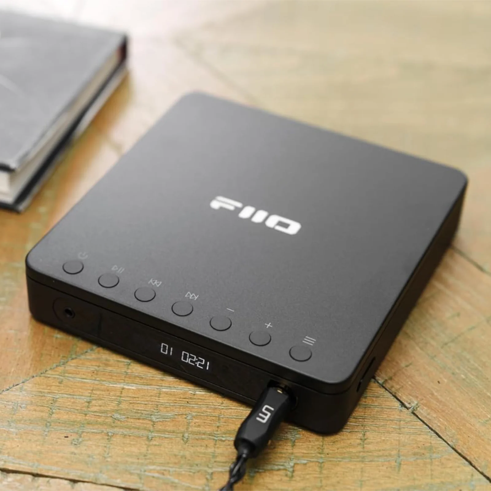 Fiio DM13 BT Portable Stereo CD Player USB aptX HD Hi-Res Bluetooth Black - Image 5