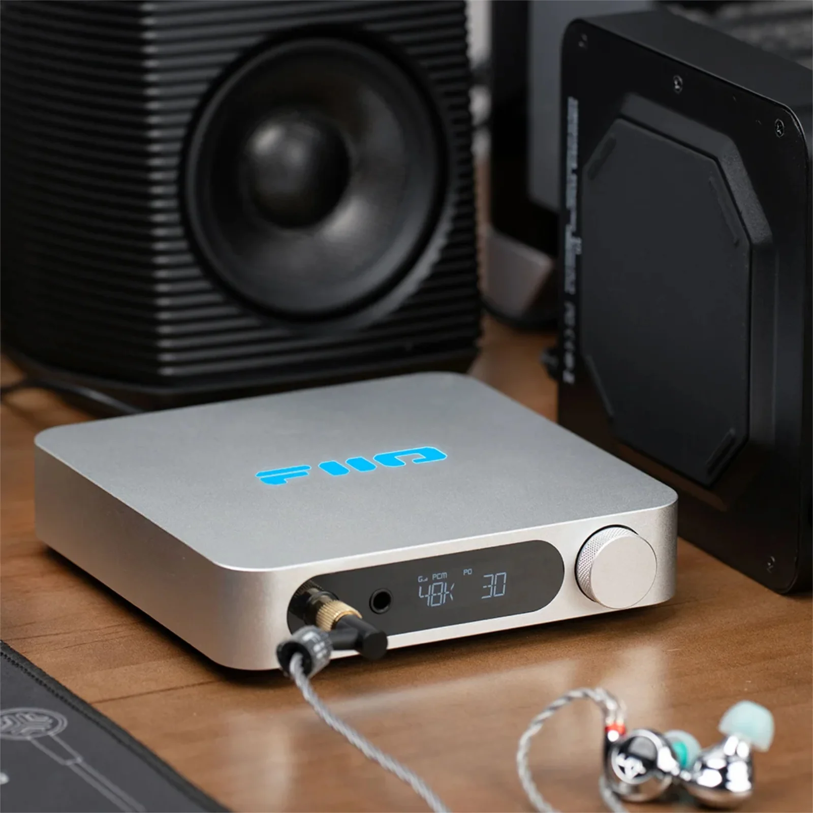 Fiio K11 Compact Desktop DAC and Balanced Headphone Amplifier Hi-Res Silver - Image 5