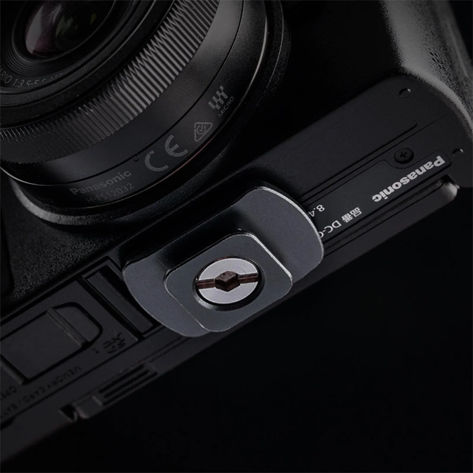 PGYTECH Damping Head Quick Release Plate Snaplock Nano Compact Camera Adaptor - Image 4