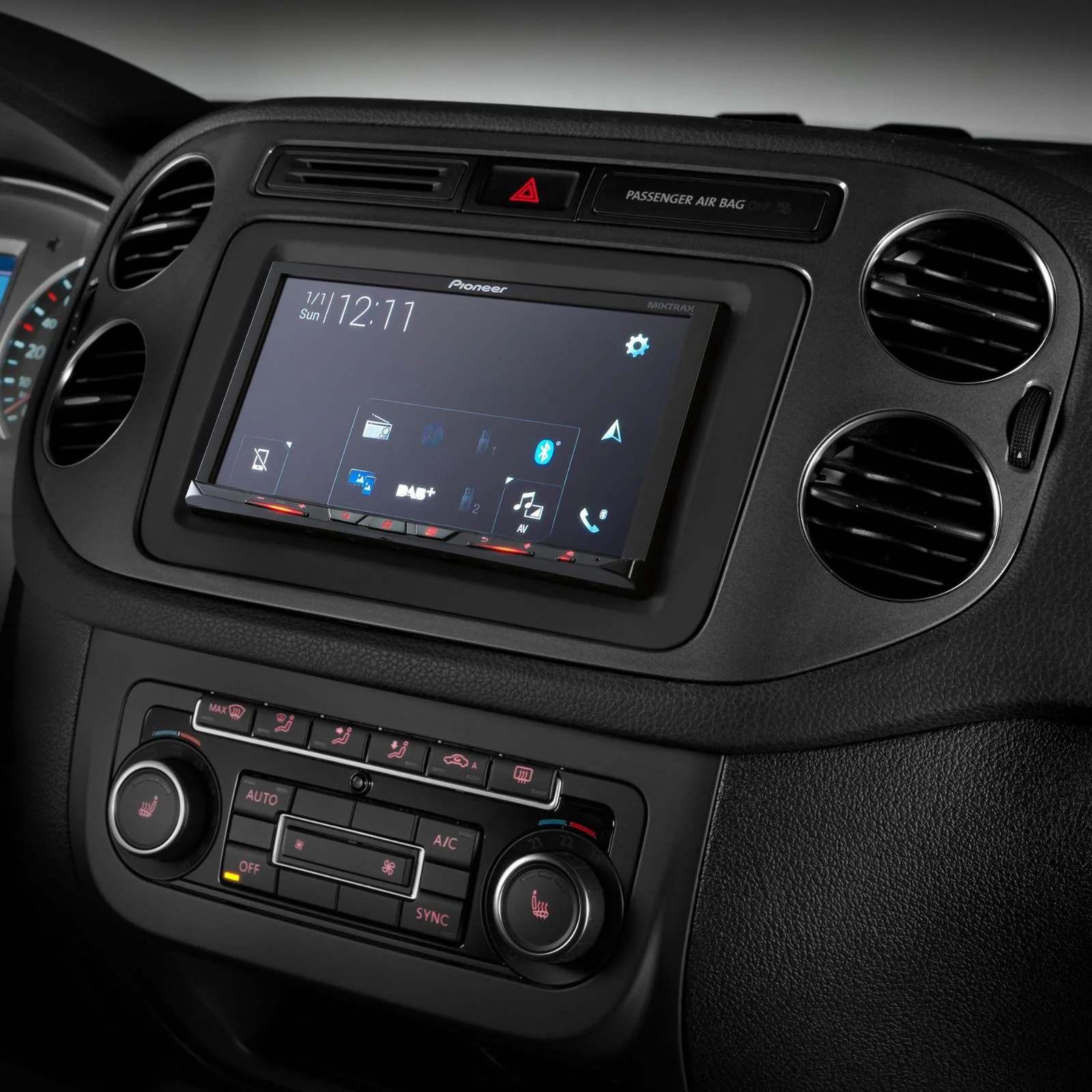 Pioneer AVIC-Z830DAB GPS Sat Nav Wireless Apple CarPlay DAB Bluetooth Car Stereo - Image 4